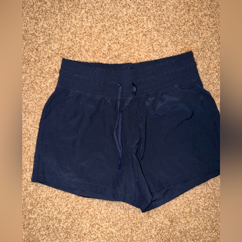 NEW: 90 Degree Reflex Running Shorts Womens size M